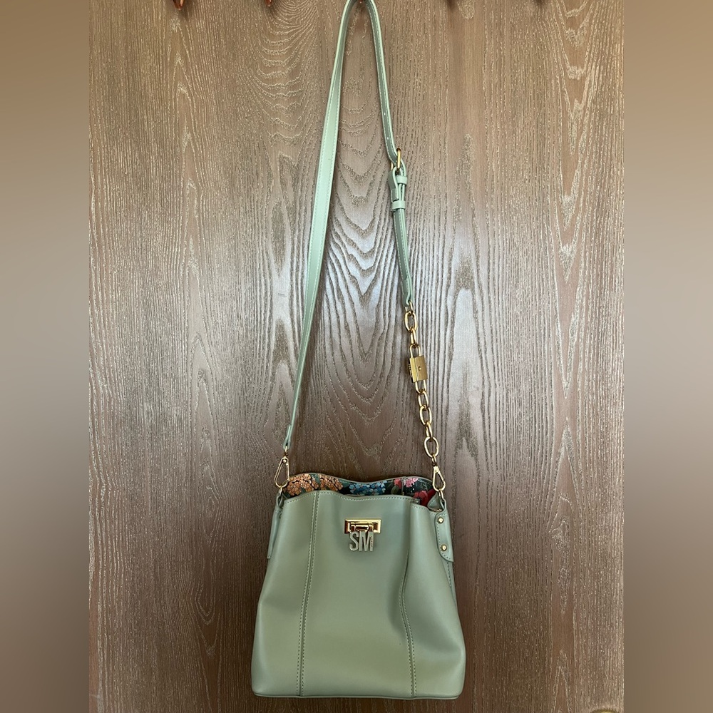 Steve Madden Mint Green Structured Shoulder Bag with detachable gold strap